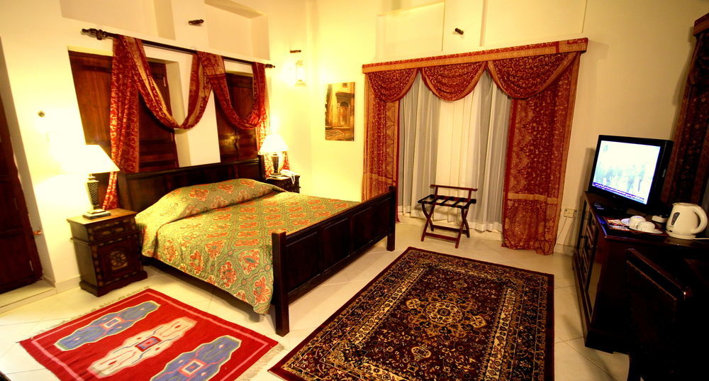 Arabian Courtyard Hotel & Spa Dubaj Zewnętrze zdjęcie