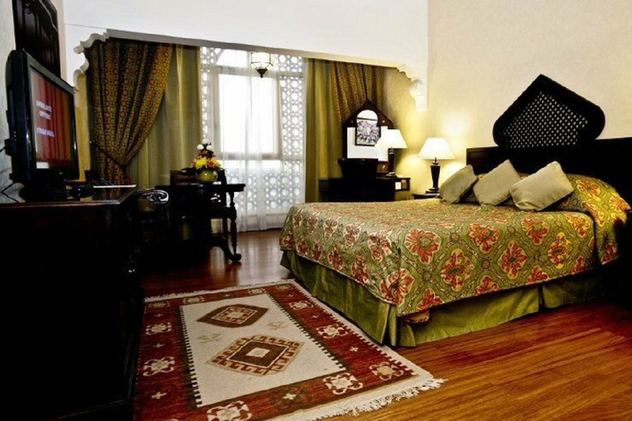 Arabian Courtyard Hotel & Spa Dubaj Zewnętrze zdjęcie