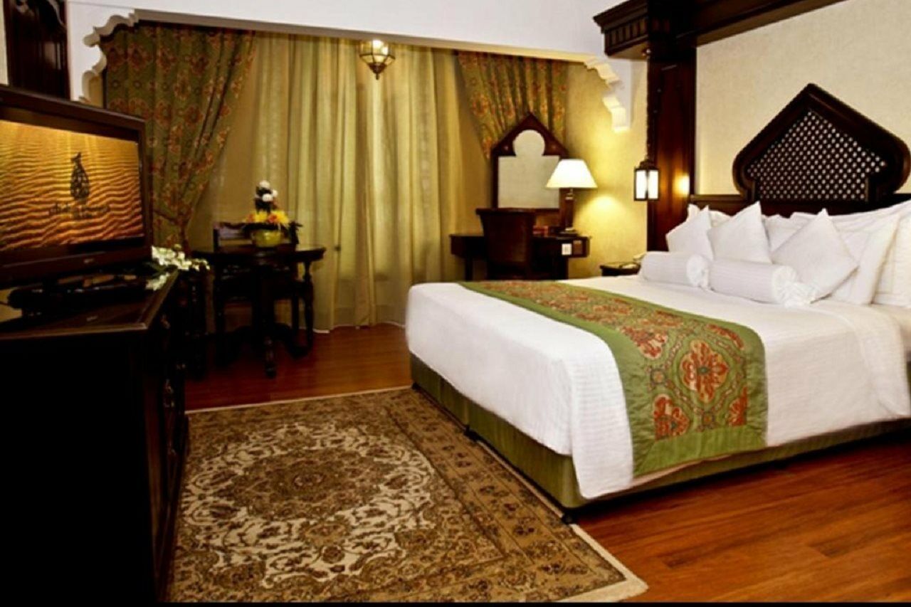 Arabian Courtyard Hotel & Spa Dubaj Zewnętrze zdjęcie
